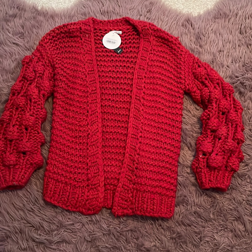 One size red knot chunky sweater NWT